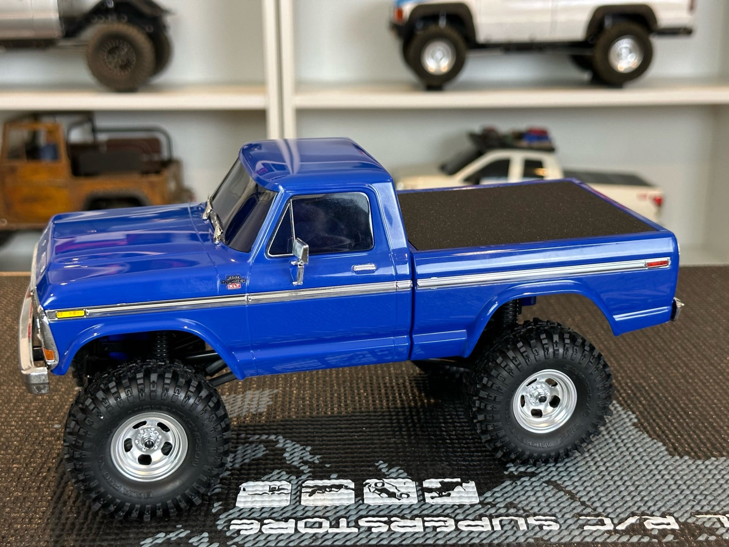 ShrinkRC Bed Tonneau Cover for Traxxas TRX-4M® F150 High Trail 1/18