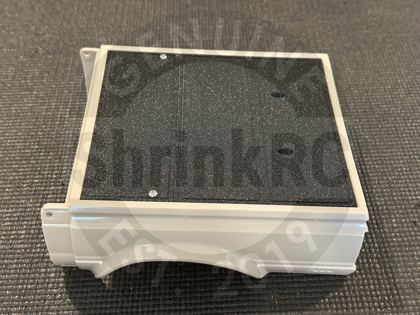 ShrinkRC Bed Tonneau Cover for RC4WD Mojave II Four Door