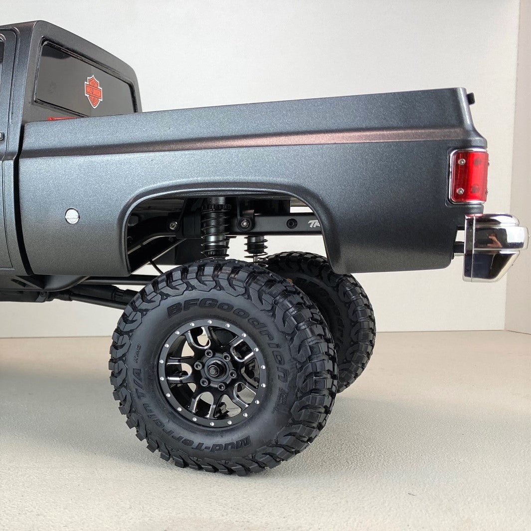 Finished Truck bed with RC4WD Blazer bed extension